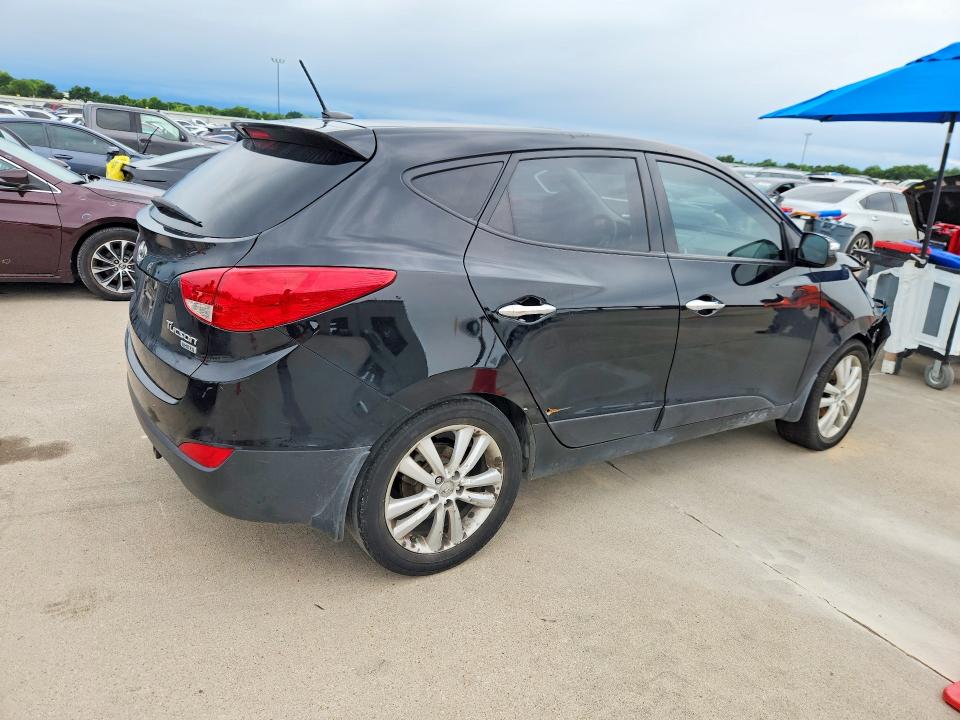 2011 Hyundai Tucson VIN KM8JU3AC8BU229701 COPART salvage auction — FRONT END, Tx - Salvage Vehicle Title, sold $1,300 on 2026-07-27 (photo 3)