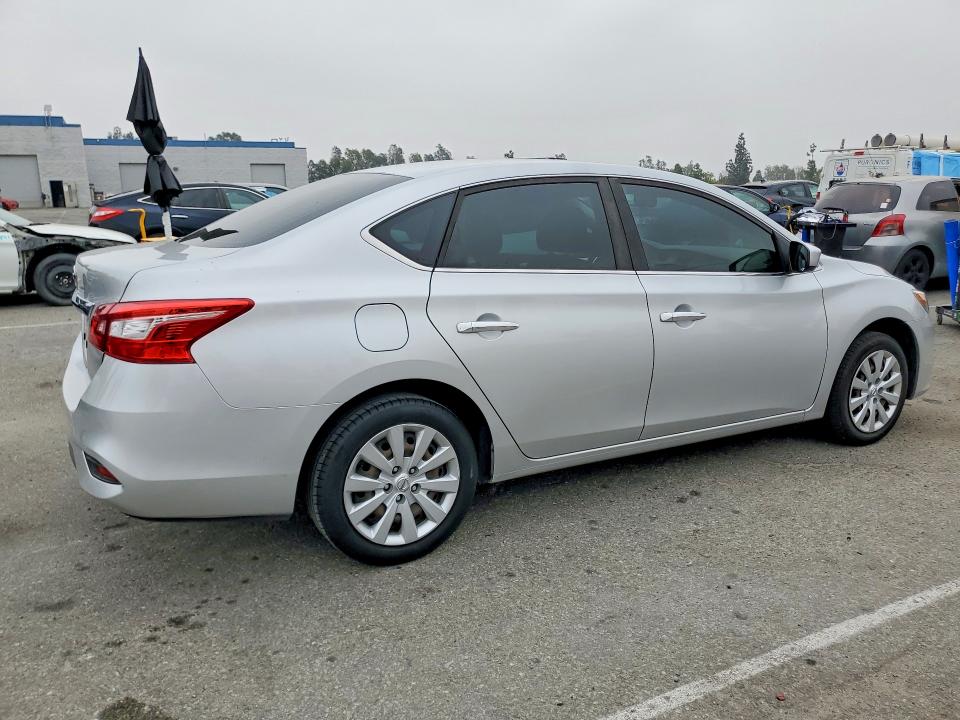 2019 Nissan VIN 3N1AB7APXKY372167 COPART salvage auction — MINOR DENT/SCRATCHES, Ca - Dis/Dlr/Exp Only Clean Title, sold $825 on 2026-07-02 (photo 3)