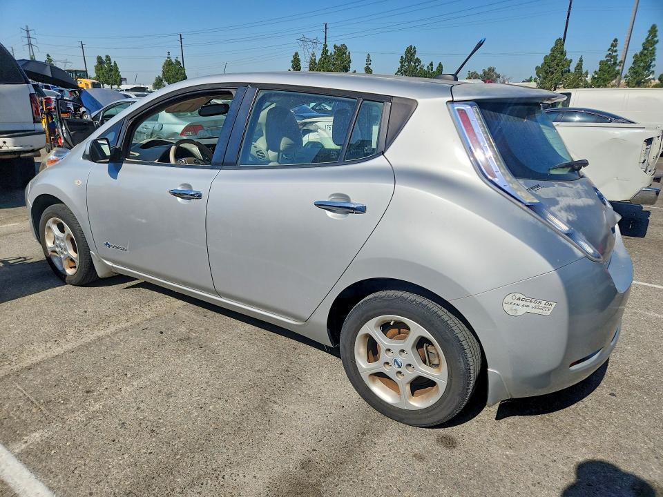 2012 Nissan Leaf VIN JN1AZ0CP7CT025471 COPART salvage auction — NORMAL WEAR, Ca - Dis/Dlr/Exp Only Clean Title (P), sold $325 on 2026-07-07 (photo 2)