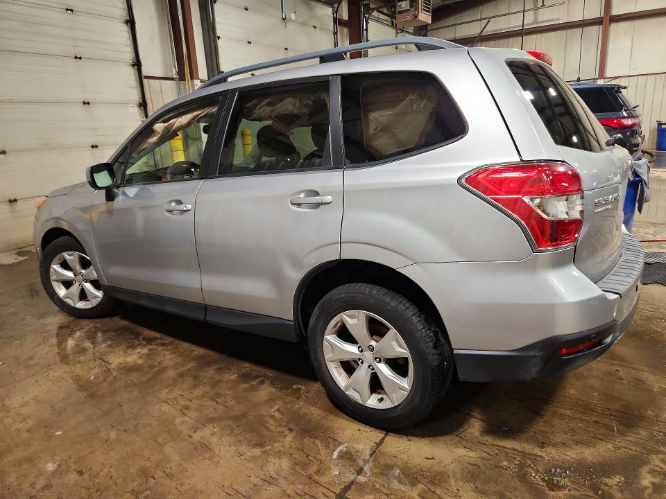 2015 Subaru Forester VIN JF2SJADC4FH593826 COPART salvage auction — FRONT END, Salvage Title, sold $3,850 on 2026-07-17 (photo 2)