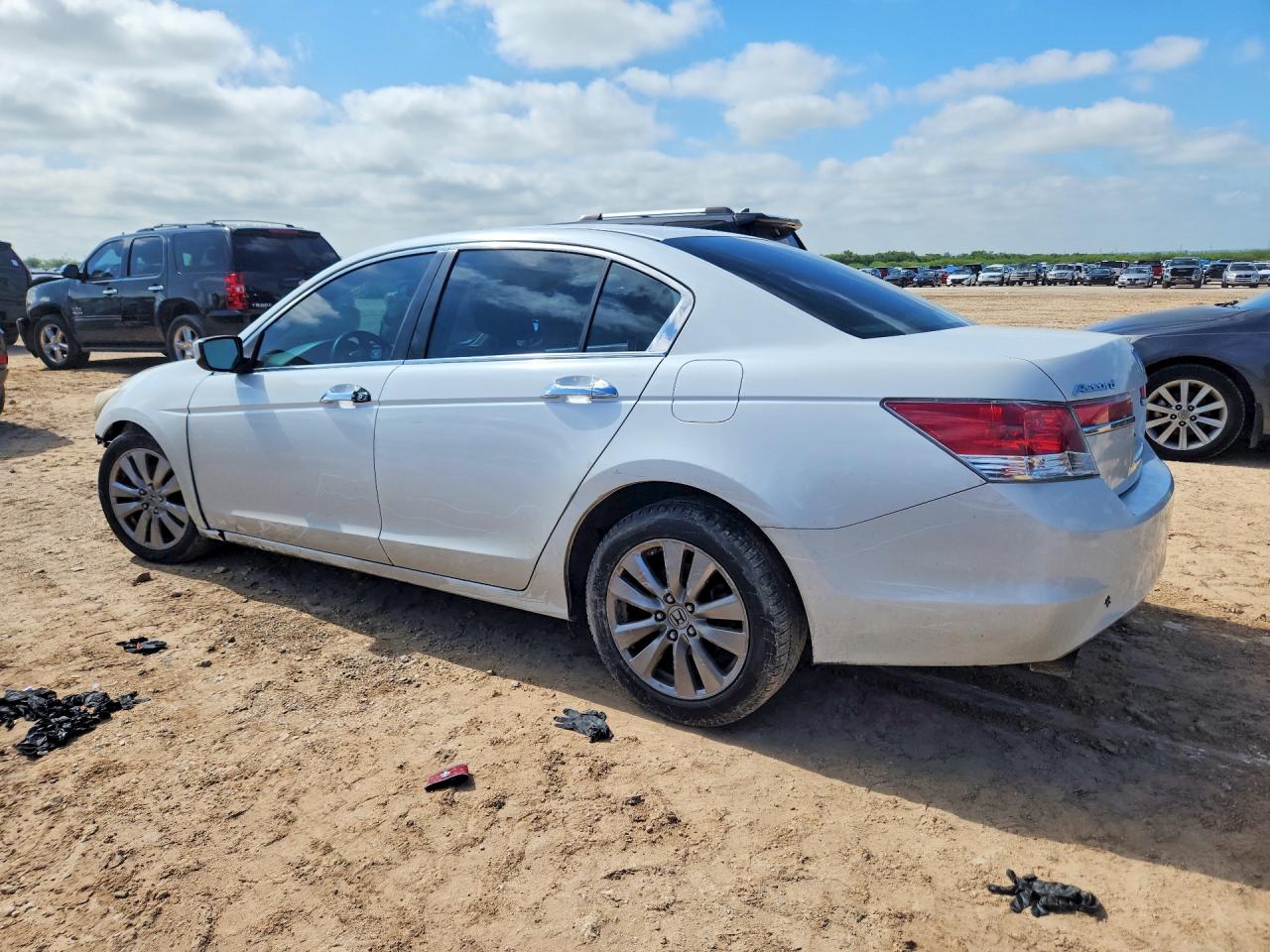 2012 Honda Accord VIN 1HGCP3F71CA024323 COPART salvage auction — Front End, TX - SALVAGE VEHICLE TITLE, sold $1,000 on 2026-07-09 (photo 2)