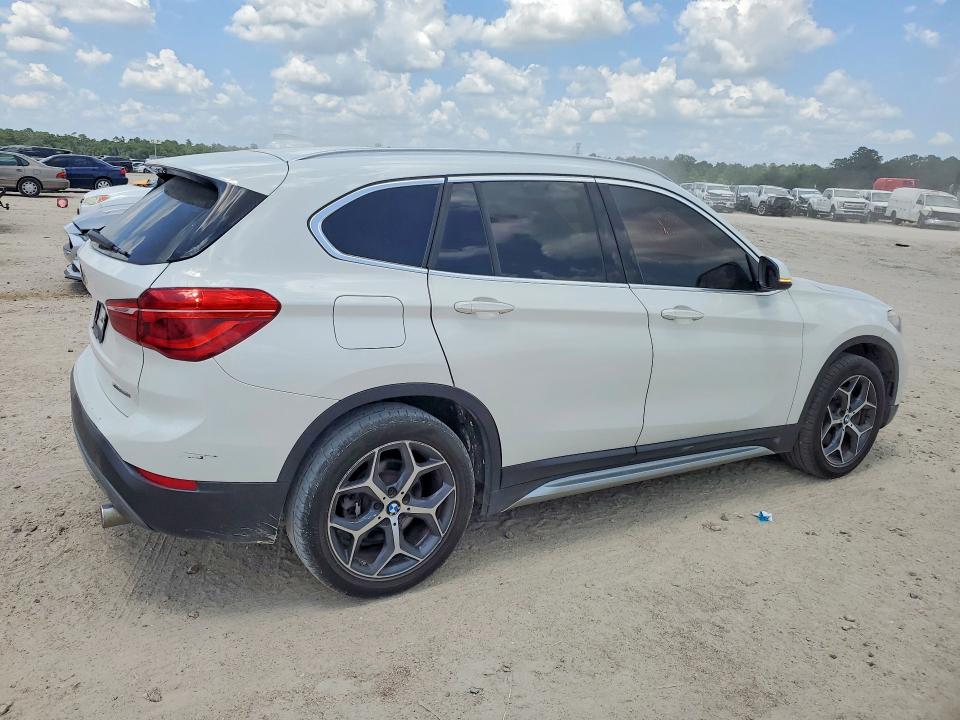 2018 BMW VIN WBXHT3C37J3H33086 COPART salvage auction — MINOR DENT/SCRATCHES, Tx - Certificate Of Title, sold $2,700 on 2026-07-21 (photo 3)