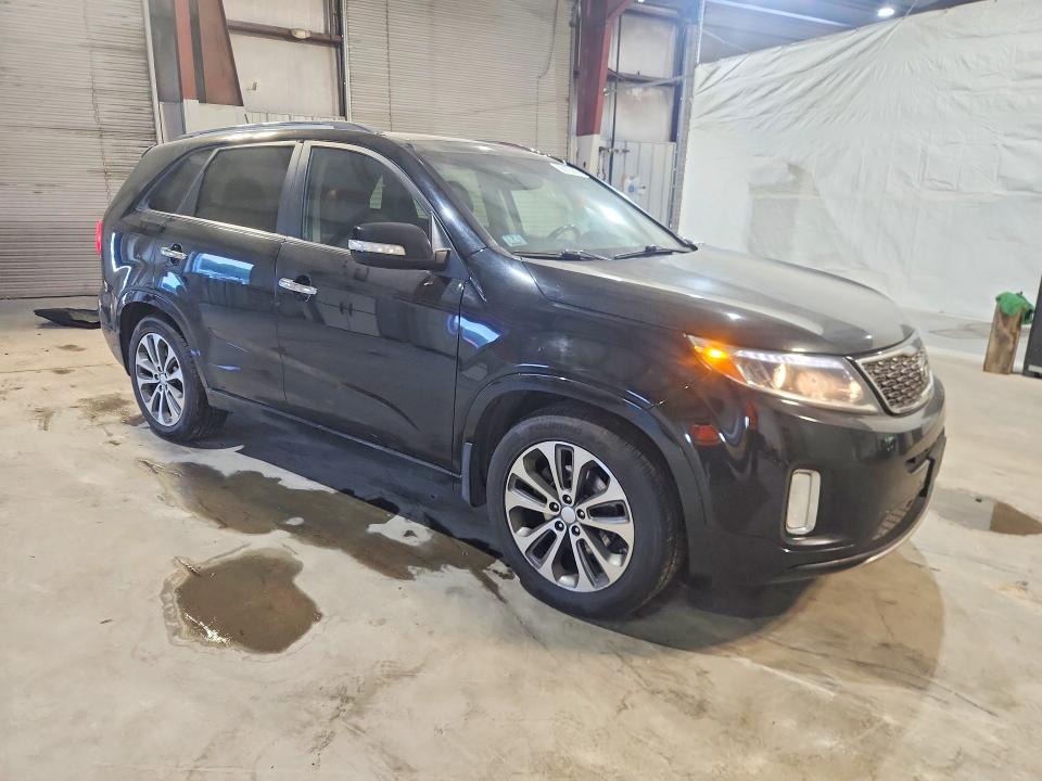 2014 Kia Sorento VIN 5XYKW4A75EG492410 COPART salvage auction — SIDE, Ma - Cert Of Title-Reconstrctd Coll, sold $375 on 2026-07-15 (photo 4)