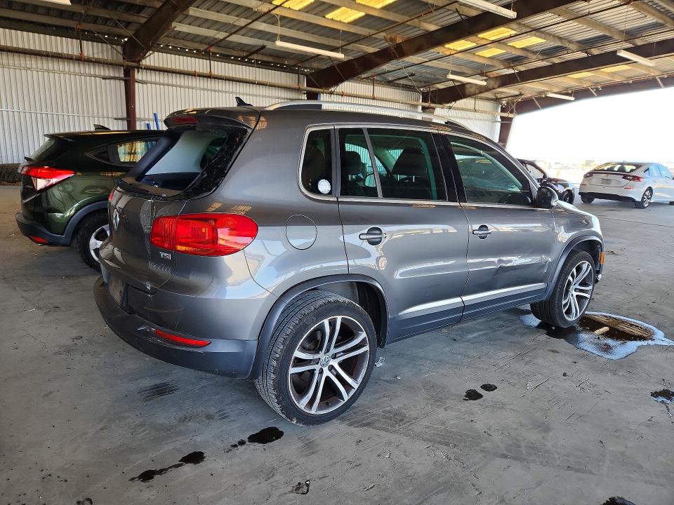 2017 Volkswagen Tiguan VIN WVGVV7AX7HK031446 COPART salvage auction — FRONT END, Ca - Dis/Dlr/Exp Only Clean Title, sold $4,000 on 2026-07-09 (photo 3)