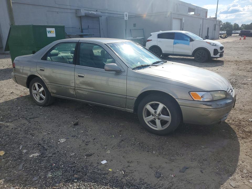 1998 Toyota Camry VIN JT2BG22K0W0257644 COPART salvage auction — SIDE, Va - Cert Of Title - Salvage, sold $525 on 2026-07-08 (photo 4)