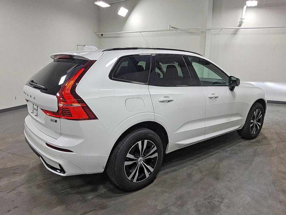 2025 Volvo Xc60 VIN YV4M12RJ1S1185062 COPART salvage auction — SIDE, MA - CERTIFICATE OF TITLE, sold $14,300 on 2026-07-09 (photo 3)