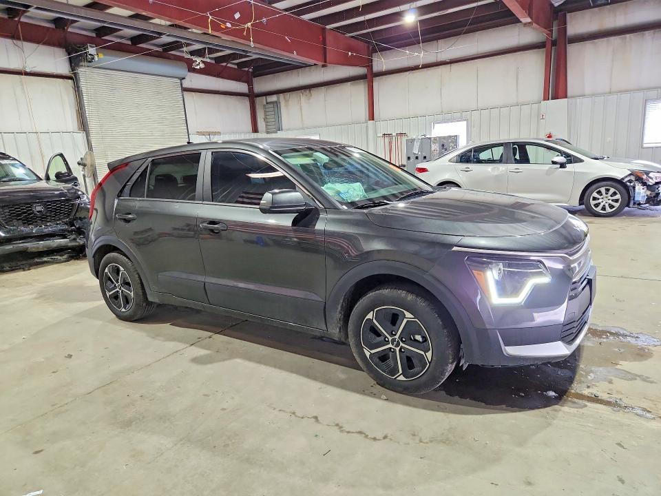 2026 Kia Niro VIN KNDCP3LE1T5329122 COPART salvage auction — FRONT END, FL - CERTIFICATE OF TITLE, sold $8,100 on 2026-07-08 (photo 4)