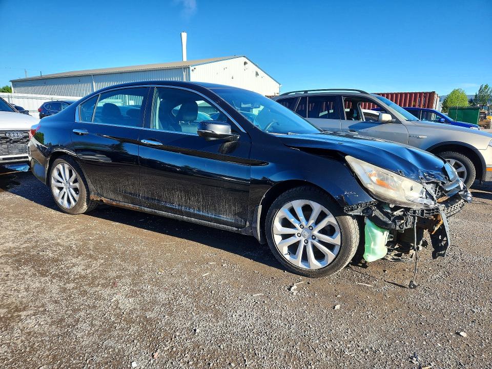 2013 Honda Accord VIN 1HGCR2F91DA810338 COPART salvage auction — FRONT END, On - Permit No Brand - Unfit, sold $1,950 on 2026-07-02 (photo 4)