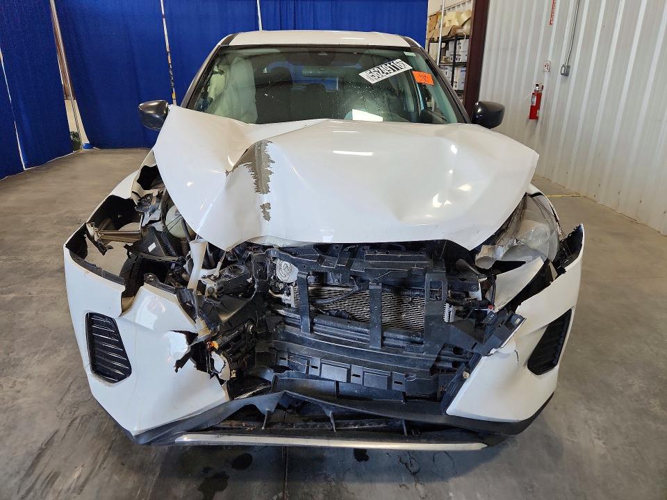 2021 Nissan Kicks VIN 3N1CP5BV4ML475323 COPART salvage auction — FRONT END, Sc - Certificate Of Title, sold $1,300 on 2026-07-09 (photo 5)