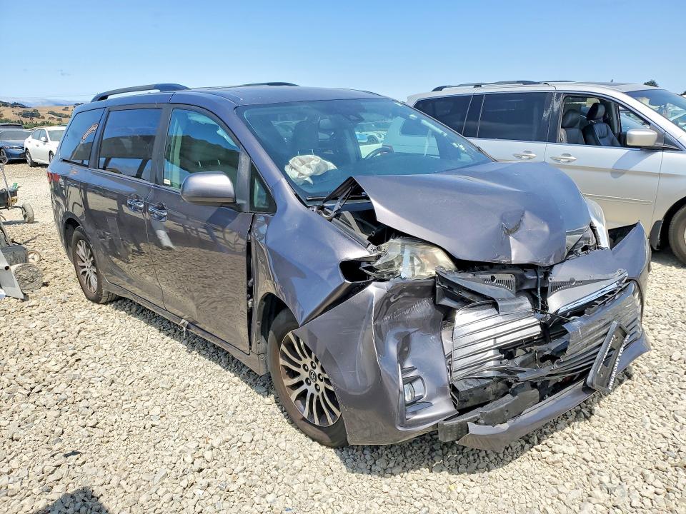 2019 Toyota Sienna VIN 5TDYZ3DC0KS995345 COPART salvage auction — FRONT END, Ca - Salvage Certificate, sold $6,900 on 2026-07-02 (photo 4)