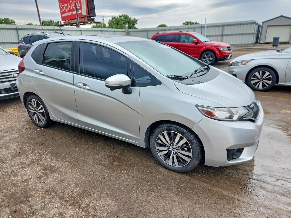 2016 Honda Fit VIN JHMGK5H79GX042125 COPART salvage auction — HAIL, Ks - Cert Of Title-Salvage, sold $6,300 on 2026-07-08 (photo 4)