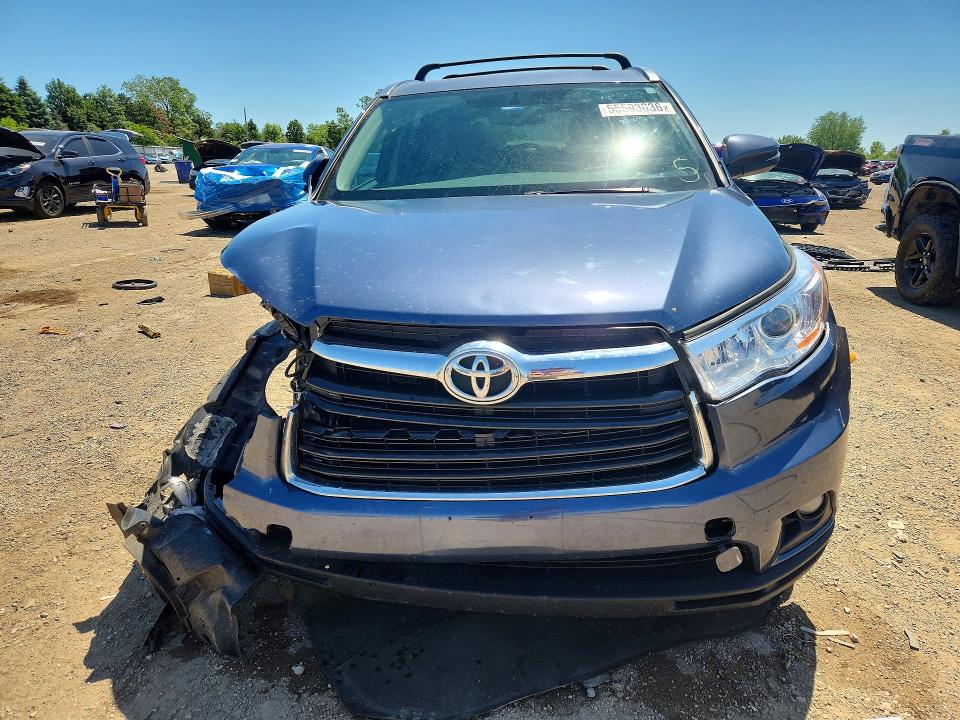 2015 Toyota VIN 5TDJKRFH6FS177030 COPART salvage auction — FRONT END, Il - Salvage Certificate, sold $6,000 on 2026-07-16 (photo 5)