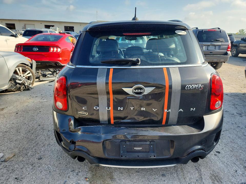 2015 Mini Cooper VIN WMWZC5C53FWP44360 COPART salvage auction — REAR END, IN - CERT OF TITLE-SALVAGE TITLE, sold $1,000 on 2026-07-31 (photo 6)