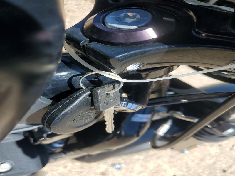 2022 Harley-davidson VIN 1HD4LE215NB403400 COPART salvage auction — MINOR DENT/SCRATCHES, Tx - Salvage Vehicle Title, sold $2,300 on 2026-09-05 (photo 8)