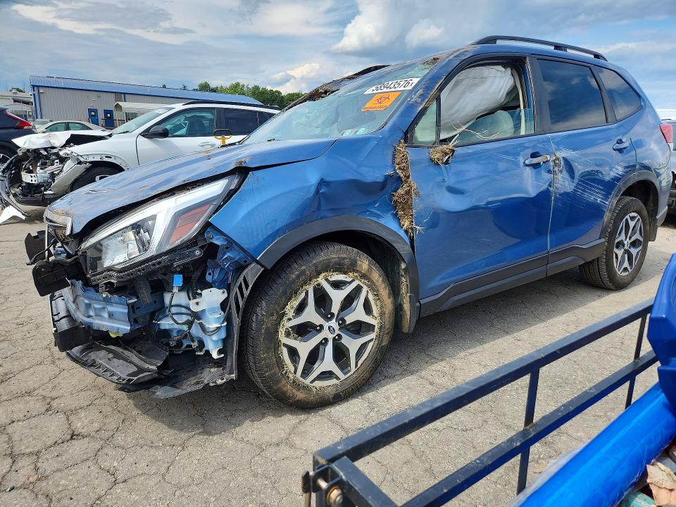 2019 Subaru VIN JF2SKAEC5KH529493 COPART salvage auction — ROLLOVER, PA - CERTIFICATE OF SALVAGE, sold $525 on 2026-07-31 (photo 1)