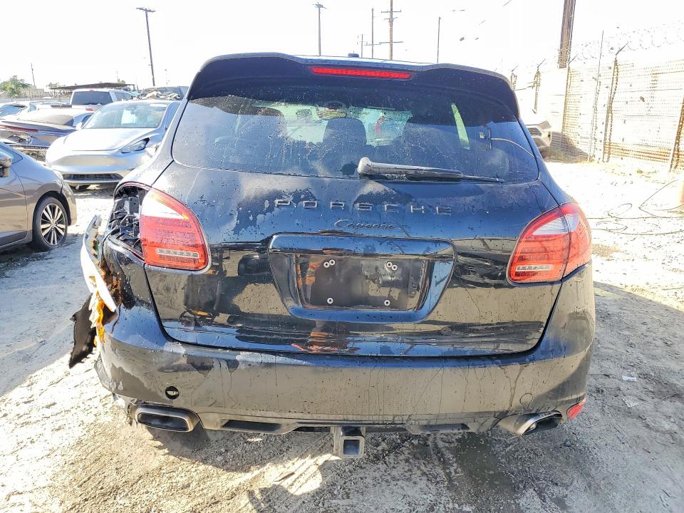 2011 Porsche Cayenne VIN WP1AA2A20BLA02506 COPART salvage auction — FRONT END, Ca - Dis/Dlr/Exp Only Clean Title, sold $1,250 on 2026-07-13 (photo 6)