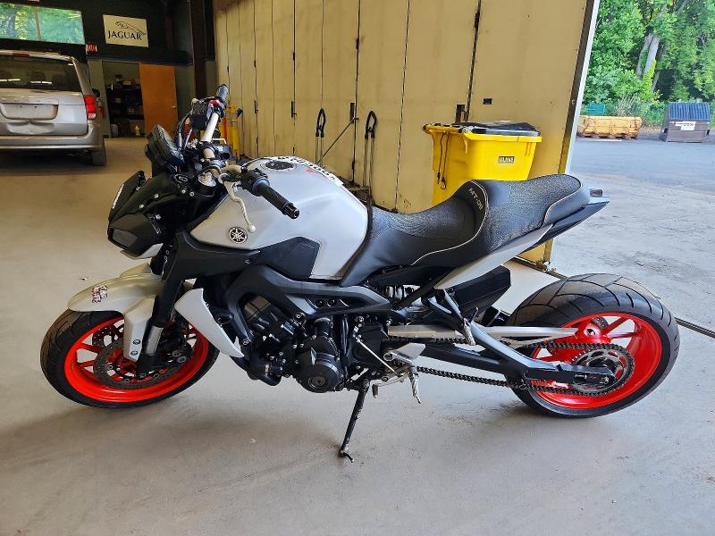 2019 Yamaha Mt09 VIN JYARN53E6KA006388 COPART salvage auction — SIDE, CT - CERT OF TITLE-SALVAGE, sold $2,100 on 2026-07-23 (photo 3)