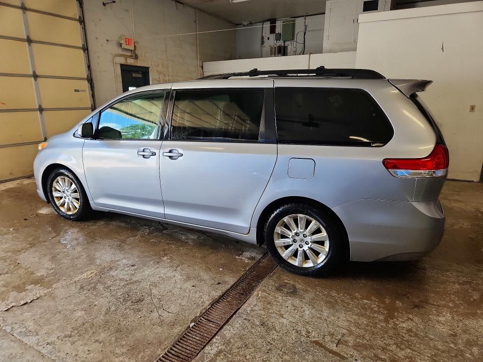 2012 Toyota Sienna VIN 5TDJK3DCXCS046697 COPART salvage auction — MINOR DENT/SCRATCHES, OH - CERT OF TITLE-REPOSSESSION, sold $2,100 on 2026-07-28 (photo 2)