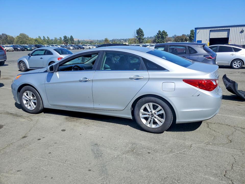 2013 Hyundai Sonata VIN 5NPEB4AC4DH715792 COPART salvage auction — MINOR DENT/SCRATCHES, Ca - Salvage Certificate, sold $500 on 2026-07-10 (photo 2)