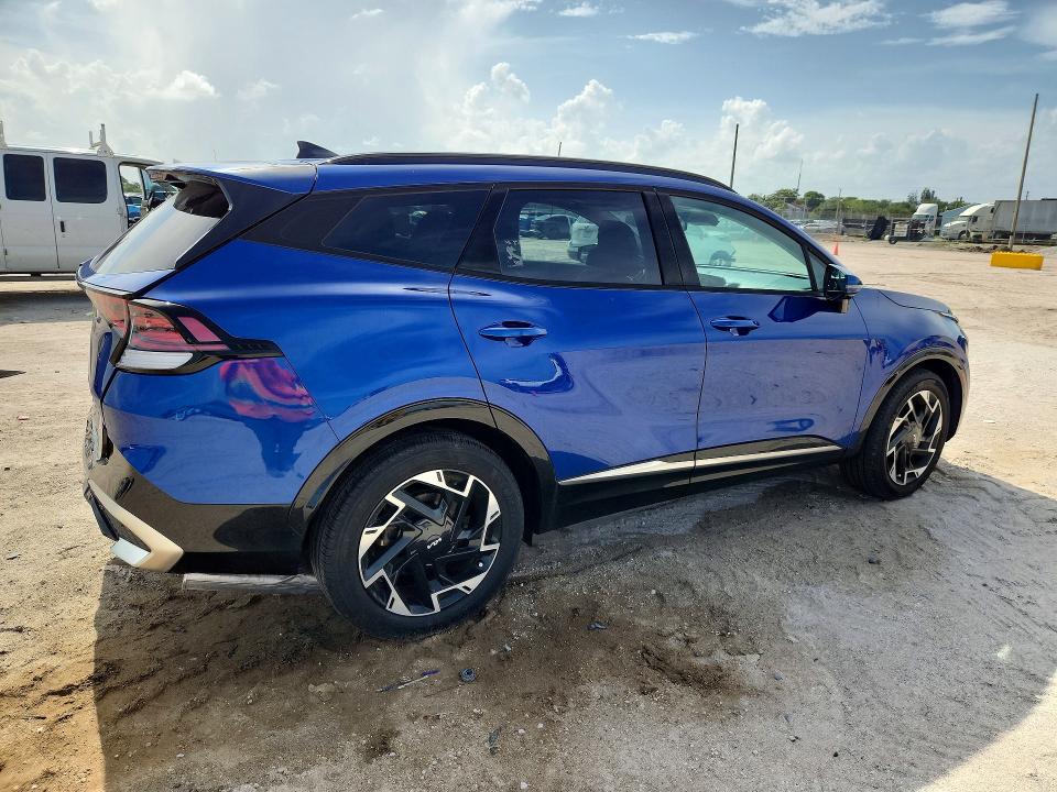 2024 Kia Sportage VIN 5XYK53DF5RG140952 COPART salvage auction — REAR END, Fl - Cert Of Title Slvg Rebuildable, sold $9,800 on 2026-07-09 (photo 3)