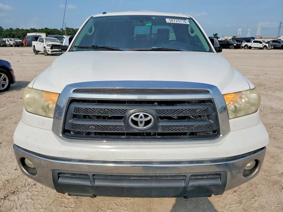2011 Toyota Tundra VIN 5TFRM5F11BX028411 COPART salvage auction — NORMAL WEAR, Fl - Cert Of Title Slvg Rebuildable, sold $3,200 on 2026-07-24 (photo 5)