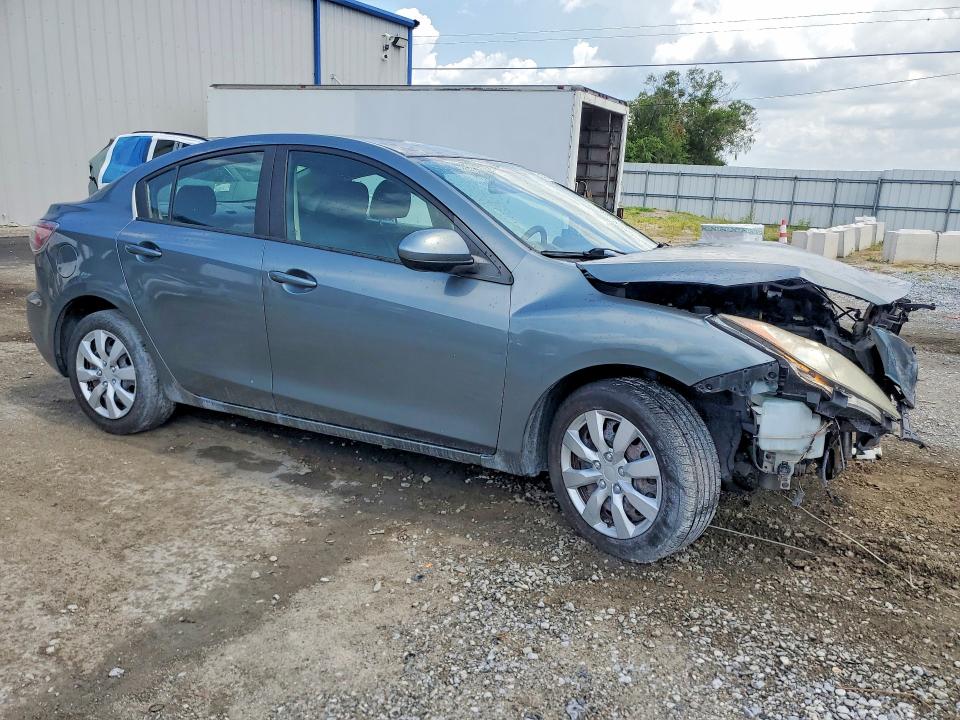 2013 Mazda 3 VIN JM1BL1TF3D1727235 COPART salvage auction — FRONT END, Salvage Title, sold $200 on 2026-07-24 (photo 4)
