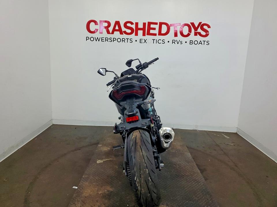 2025 Kawasaki Zr VIN ML5ZRDS14SDA01705 COPART salvage auction — VANDALISM, MN - CERT OF TITLE-PRIOR SALVAGE, sold $2,050 on 2026-07-30 (photo 4)