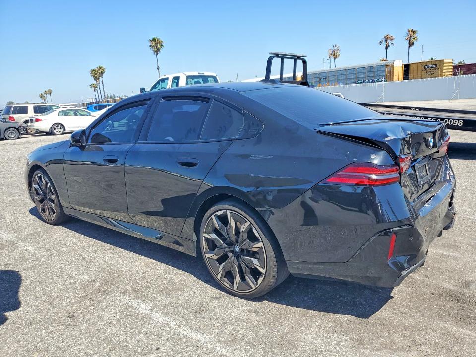 2024 BMW 5er VIN WBA43FJ09RCS16495 COPART salvage auction — REAR END, ID - SALVAGE CERTIFICATE OF TITLE, sold $31,500 on 2026-09-04 (photo 2)