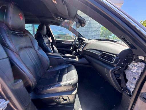 2018 Maserati Levante VIN ZN661YUS3JX269795 COPART salvage auction — MECHANICAL, VA - CERTIFICATE OF TITLE (P), sold $9,900 on 2026-07-17 (photo 5)