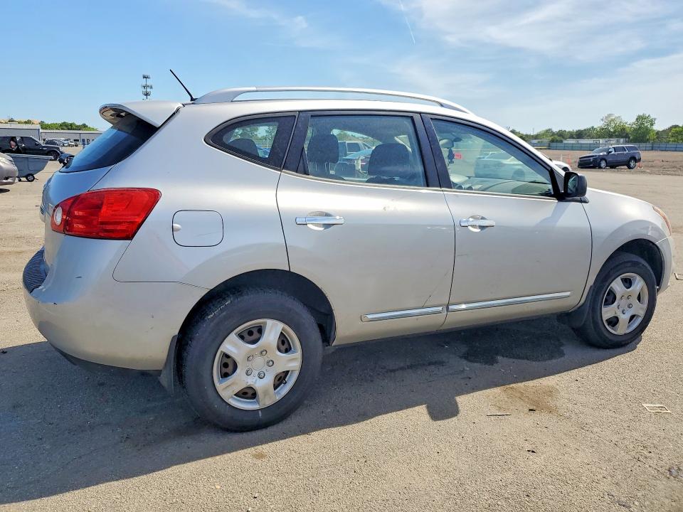 2015 Nissan Rogue VIN JN8AS5MV2FW757199 COPART salvage auction — MINOR DENT/SCRATCHES, Pa - Cert Of Salv-R=Reconstructed, sold $525 on 2026-07-13 (photo 3)