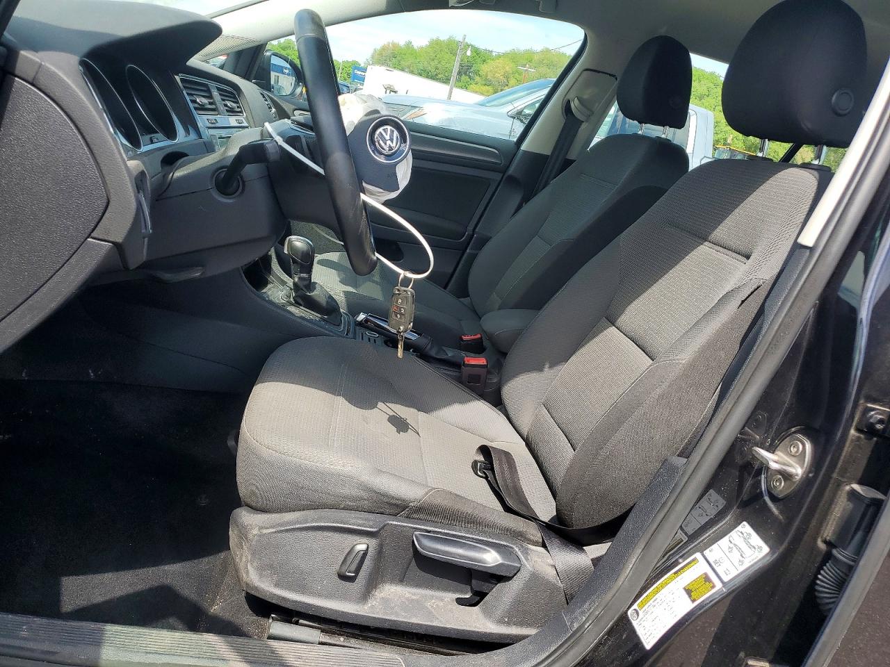 2019 Volkswagen Golf VIN 3VWG57AU5KM002995 COPART salvage auction — Front End, MN - CERT OF TITLE-SALVAGE, sold $3,300 on 2026-07-09 (photo 7)