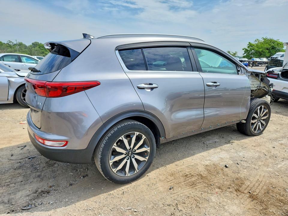 2017 Kia VIN KNDPNCAC6H7139756 COPART salvage auction — FRONT END, Md - Cert Of Salvage > 75% Damage, sold $2,750 on 2026-07-02 (photo 3)