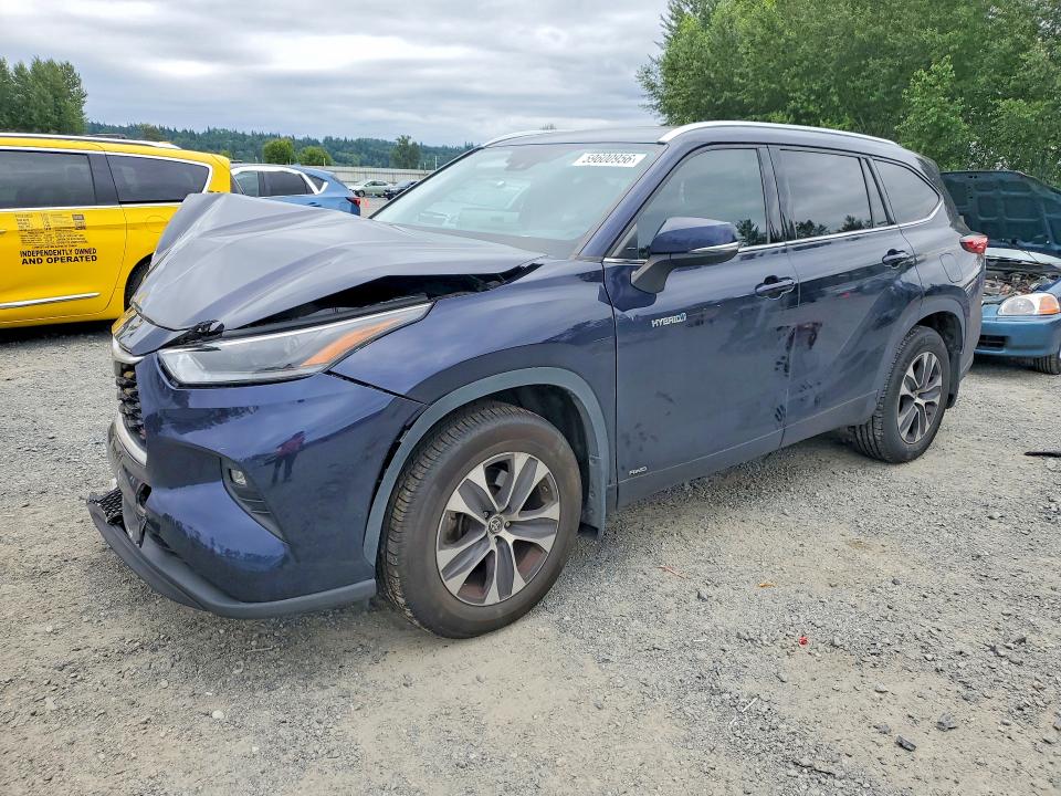 2021 Toyota Highlander VIN 5TDGBRCH3MS519139 COPART salvage auction — FRONT END, Wa - Bill Of Sale, sold $12,999 on 2026-07-27 (photo 1)