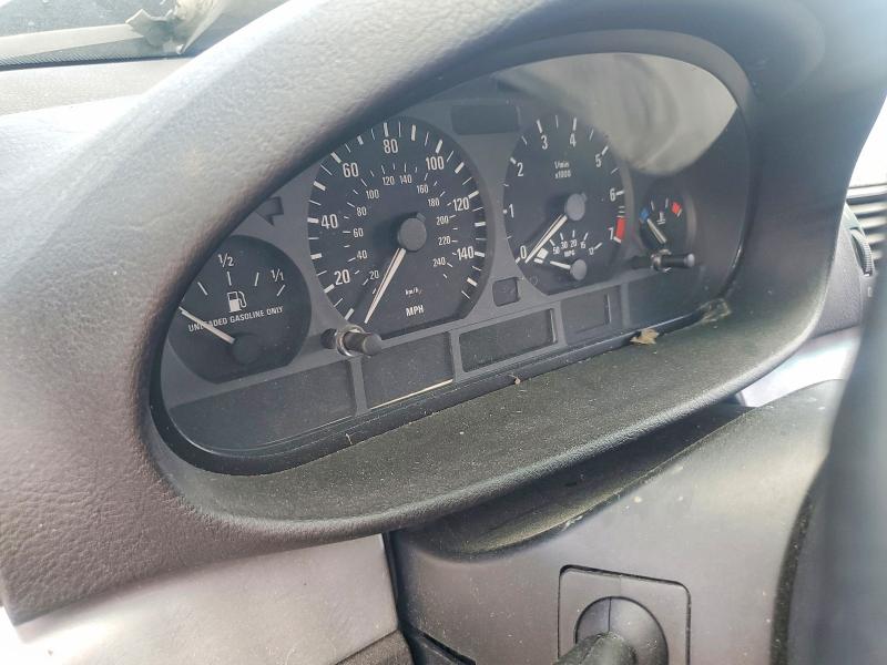 2005 BMW 3 series VIN WBAET37475NJ86960 COPART salvage auction — ALL OVER, Tx - Salvage Vehicle Title, sold $200 on 2026-07-08 (photo 9)