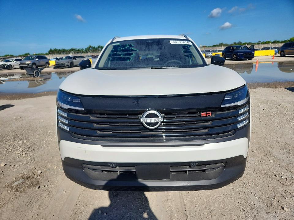 2026 Nissan Kicks VIN 3N8AP6DA9TL325165 COPART salvage auction — REAR END, Fl - Cert Of Title Slvg Rebuildable, sold $9,900 on 2026-08-19 (photo 5)