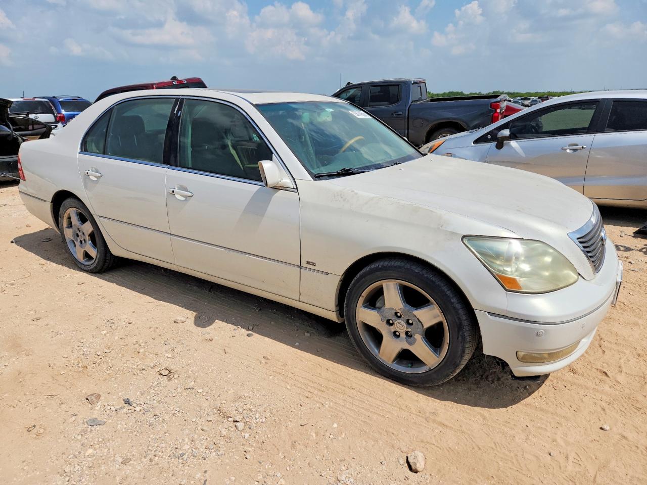2004 Lexus LS 430 VIN JTHBN36F640162324 COPART salvage auction — Mechanical, TX - CERTIFICATE OF TITLE (P), sold $2,400 on 2026-07-09 (photo 4)