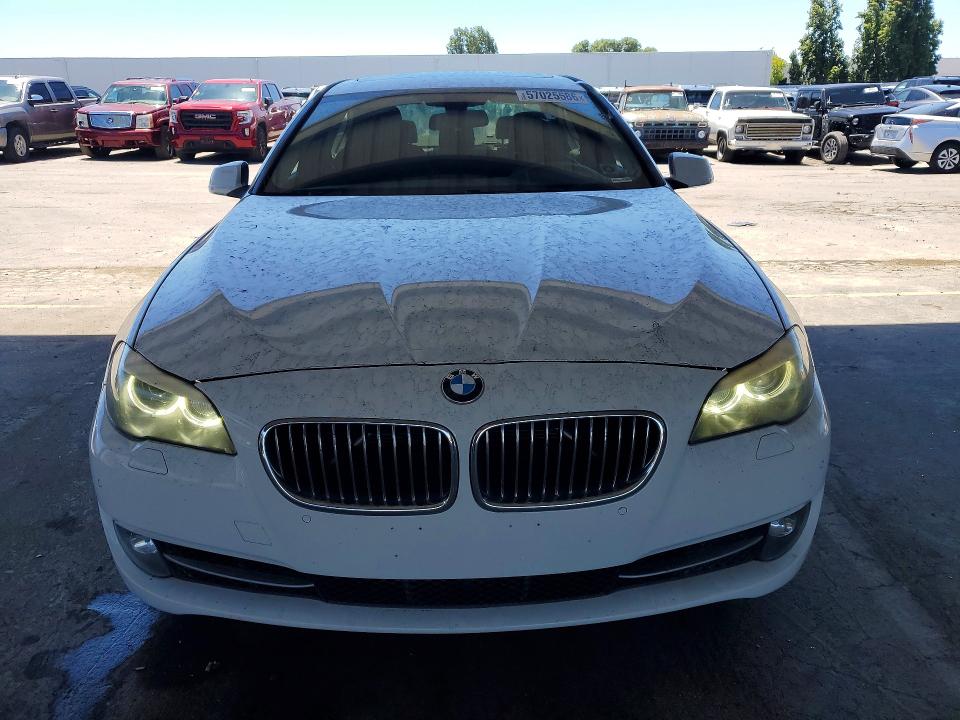 2013 BMW 5 series VIN WBAXG5C52DD230181 COPART salvage auction — MINOR DENT/SCRATCHES, Ca - Dlr/Dis/Exp Only Salvage Title, sold $800 on 2026-07-02 (photo 5)