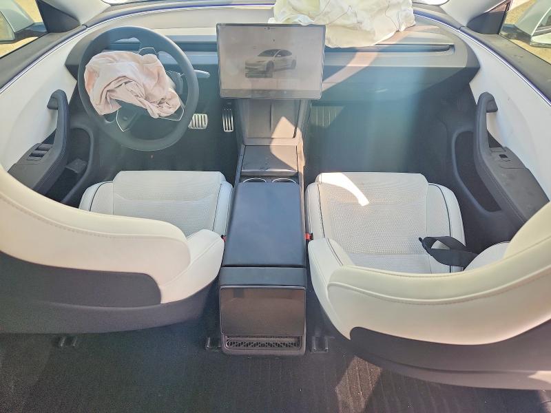 2025 Tesla Model 3 VIN 5YJ3E1ET8SF036465 COPART salvage auction — FRONT END, Il - Salvage Certificate, sold $19,300 on 2026-08-25 (photo 8)