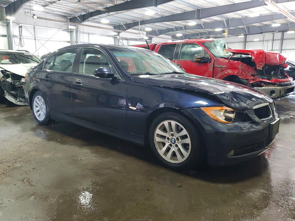 2006 BMW 3er VIN WBAVB17576NH93056 COPART salvage auction — FRONT END, Mn - Cert Of Title-Prior Salvage, sold $1,200 on 2026-08-04 (photo 4)