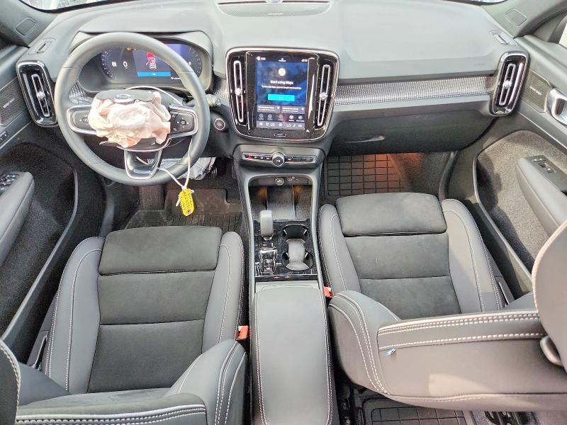 2025 Volvo VIN YV4L12UM8S2572294 COPART salvage auction — FRONT END, Tx - Salvage Vehicle Title, sold $12,500 on 2026-08-06 (photo 8)