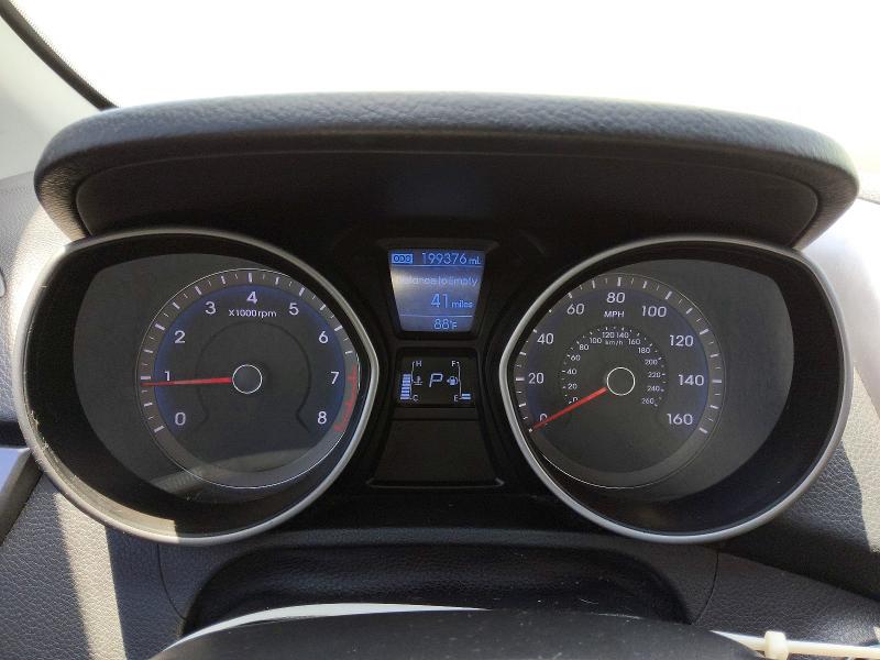 2013 Hyundai Elantra VIN KMHD35LE7DU152669 COPART salvage auction — NORMAL WEAR, FL - CERTIFICATE OF TITLE, sold $625 on 2026-07-16 (photo 9)