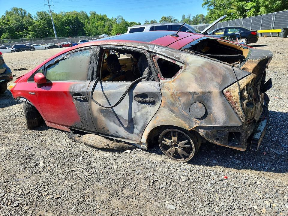 2010 Toyota Prius VIN JTDKN3DU0A0028892 COPART salvage auction — Burn Interior, Md - Cert Of Salvage > 75% Damage, sold $200 on 2026-07-10 (photo 2)