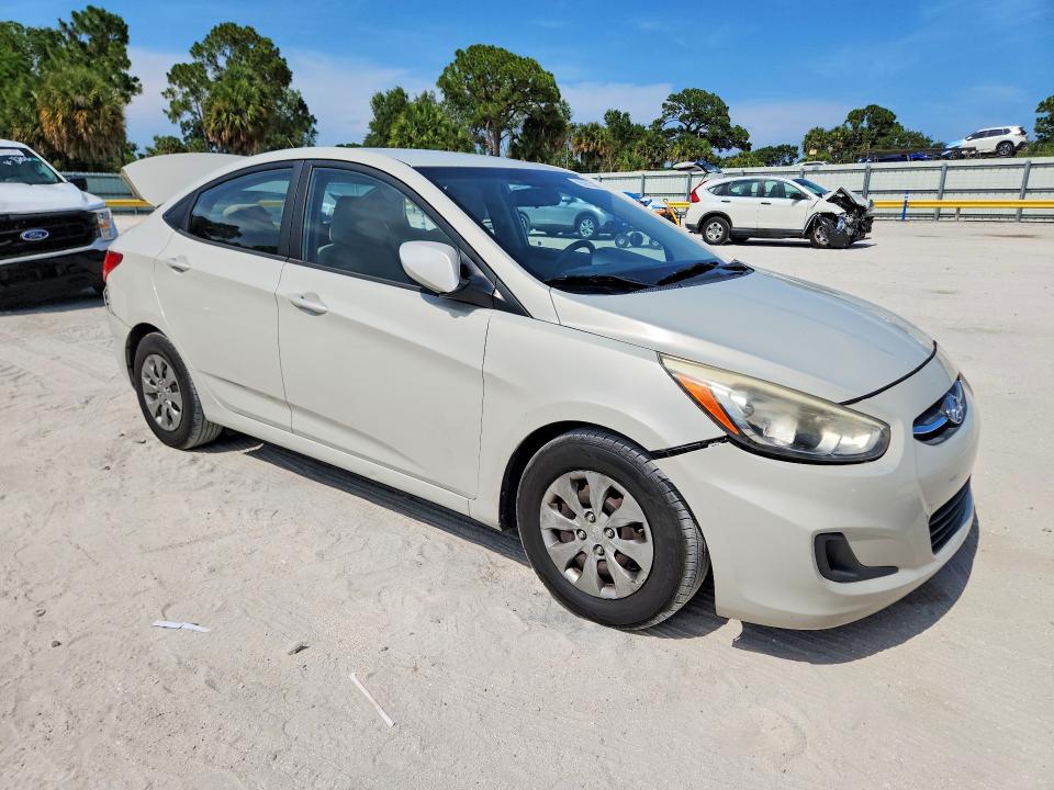 2016 Hyundai Accent VIN KMHCT4AE7GU013073 COPART salvage auction — REAR END, Fl - Cert Of Title Slvg Rebuildable, sold $1,200 on 2026-07-08 (photo 4)