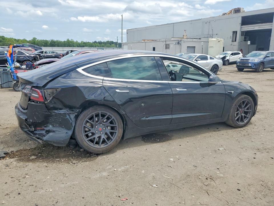 2018 Tesla Model 3 VIN 5YJ3E1EA3JF036225 COPART salvage auction — SIDE, Va - Cert Of Title - Salvage, sold $2,350 on 2026-07-08 (photo 3)