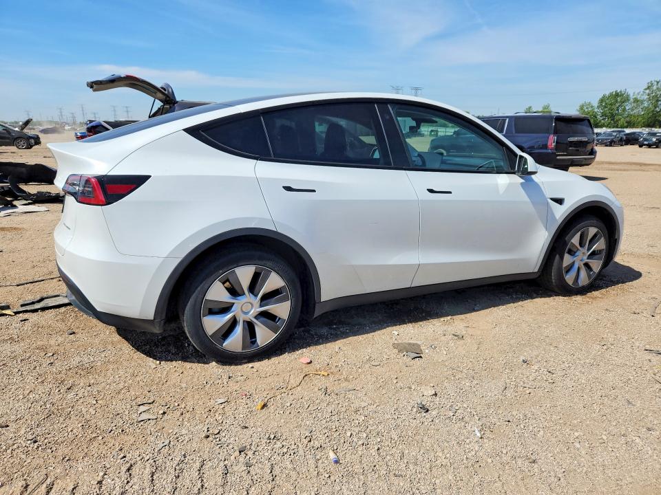 2023 Tesla Model y VIN 7SAYGDEE6PA041741 COPART salvage auction — FRONT END, Il - Salvage Certificate, sold $1,100 on 2026-07-21 (photo 3)