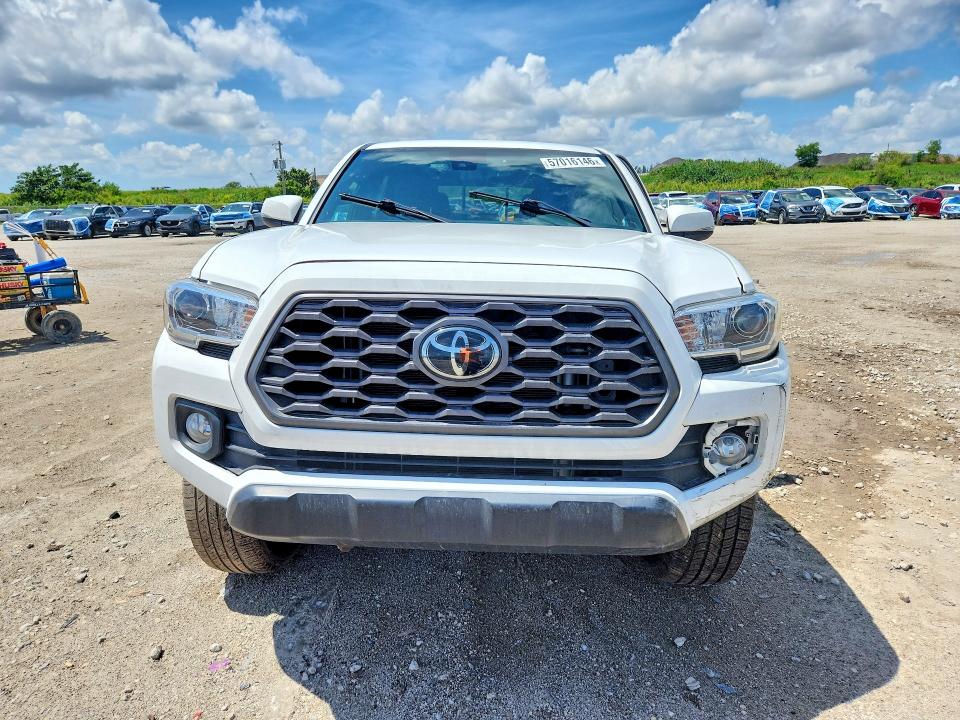 2021 Toyota Tacoma VIN 5TFAZ5CNXMX113983 COPART salvage auction — REAR END, Fl - Cert Of Title Slvg Rebuildable, sold $7,200 on 2026-07-14 (photo 5)