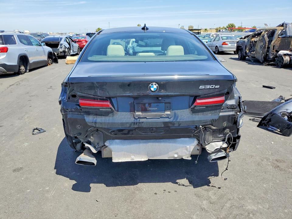 2021 BMW VIN WBA13AG08MCG34023 COPART salvage auction — REAR END, Salvage Title, sold $16,300 on 2026-07-13 (photo 6)
