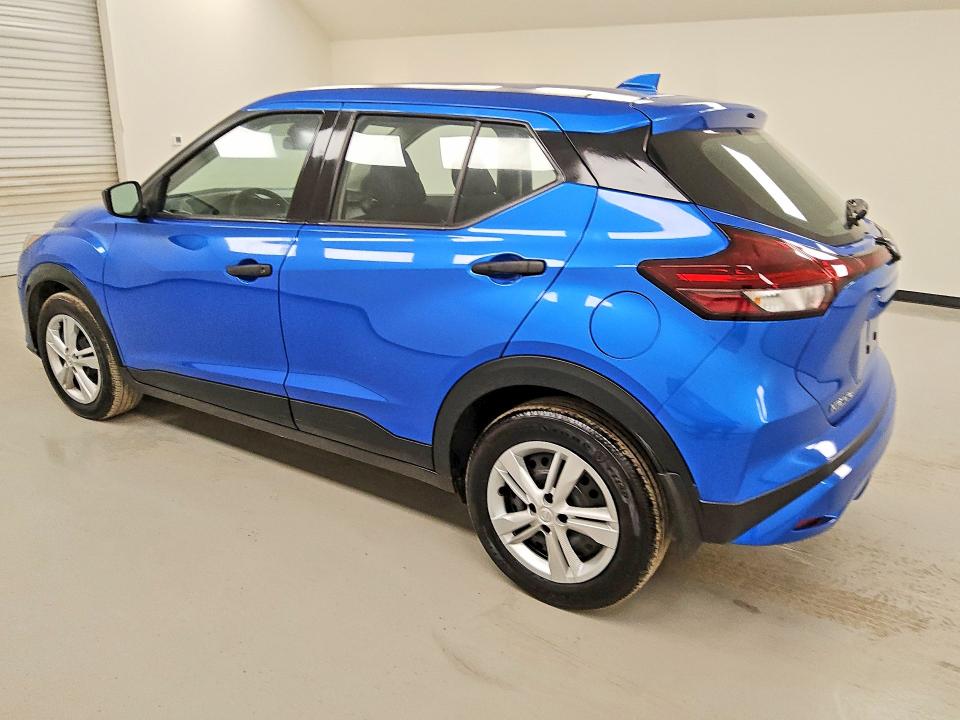 2024 Nissan Kicks VIN 3N1CP5BV7RL594412 COPART salvage auction — MINOR DENT/SCRATCHES, TX - CERTIFICATE OF TITLE, sold $10,300 on 2026-07-30 (photo 2)
