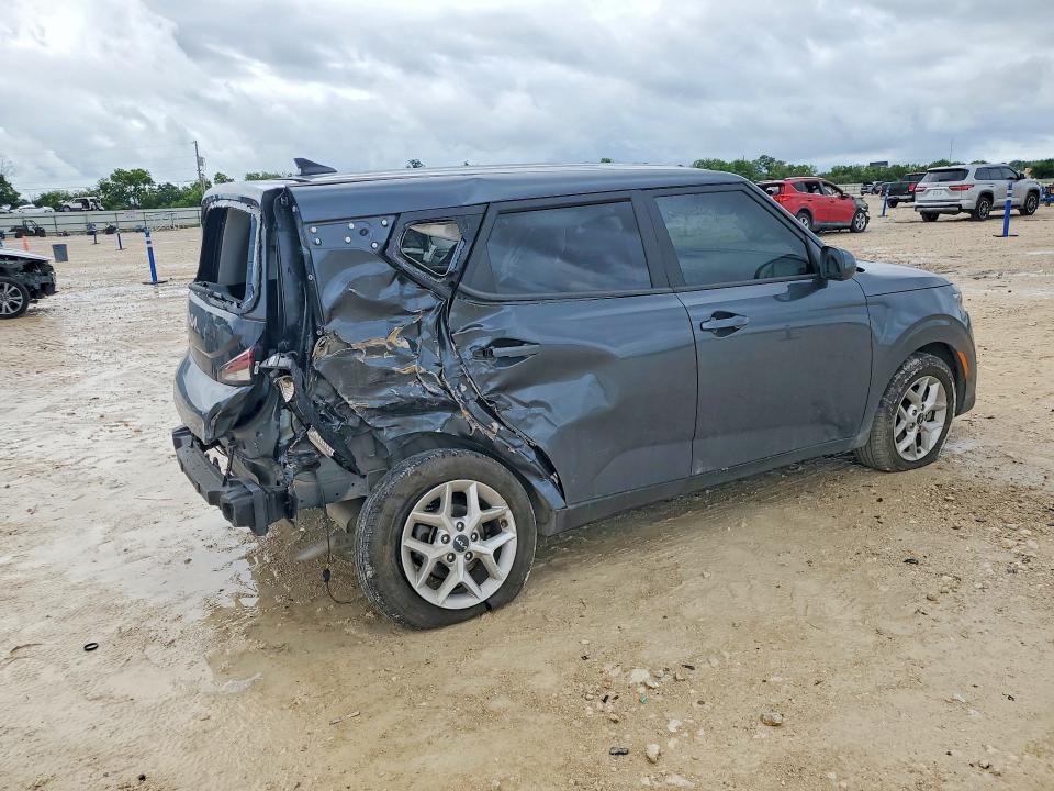 2024 Kia Soul VIN KNDJ23AU4R7915813 COPART salvage auction — REAR END, Tx - Salvage Vehicle Title, sold $3,250 on 2026-07-16 (photo 3)