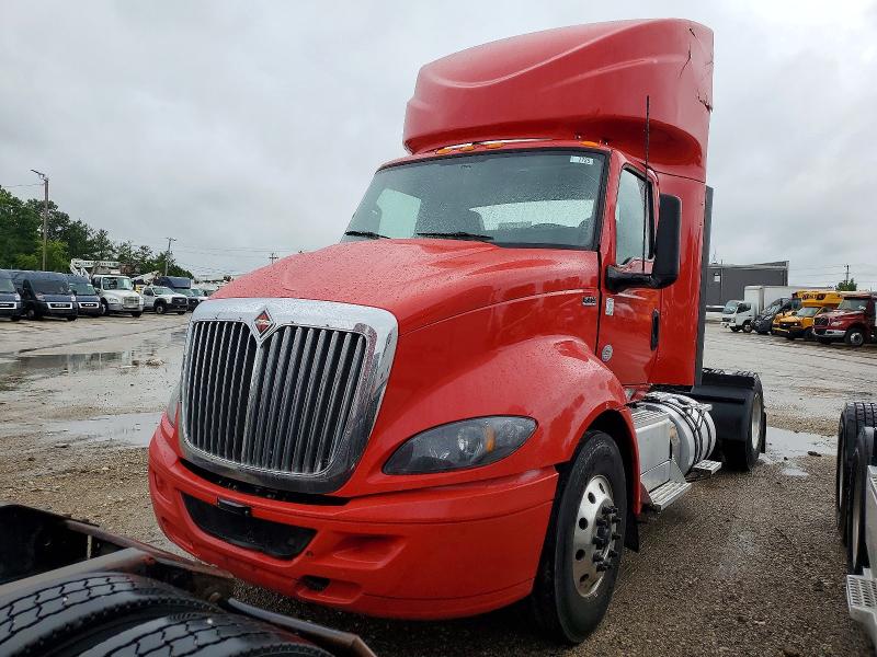 2020 International Rh613 VIN 3HSDXTZN1LN118901 COPART salvage auction — MECHANICAL, In - Certificate Of Title, sold $1,900 on 2026-07-07 (photo 2)